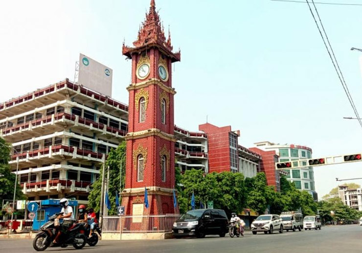 Enhanced CCTV Installations Boost Security Measures in Mandalay’s Zay Cho Market Amid Rising Terrorism Concerns